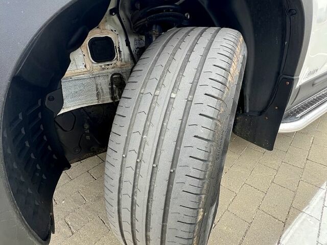 Киа Соренто, объемом двигателя 2.2 л и пробегом 197 тыс. км за 15500 $, фото 6 на Automoto.ua