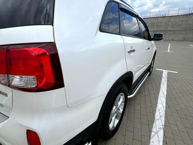 Киа Соренто, объемом двигателя 2.2 л и пробегом 197 тыс. км за 15500 $, фото 5 на Automoto.ua