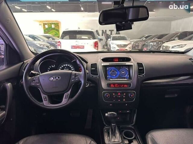 Киа Соренто, объемом двигателя 2 л и пробегом 156 тыс. км за 15900 $, фото 16 на Automoto.ua
