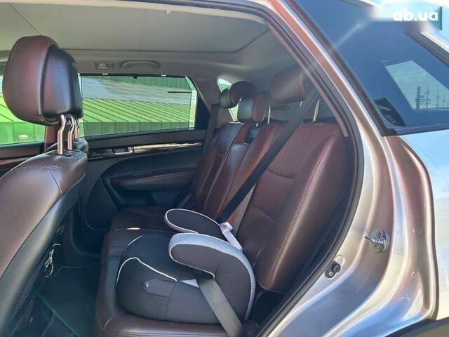 Киа Соренто, объемом двигателя 2.2 л и пробегом 260 тыс. км за 14990 $, фото 9 на Automoto.ua