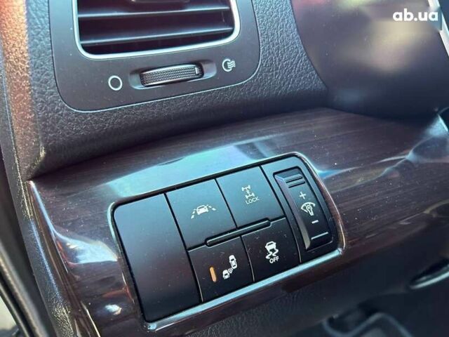 Киа Соренто, объемом двигателя 2.2 л и пробегом 260 тыс. км за 14990 $, фото 18 на Automoto.ua