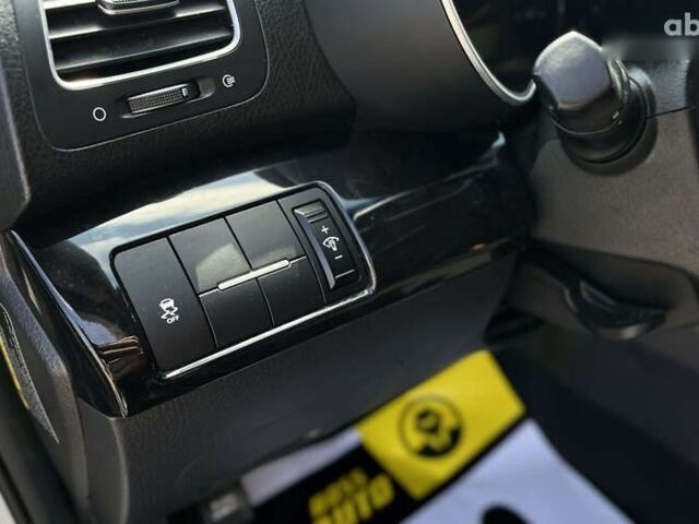 Киа Соренто, объемом двигателя 2.4 л и пробегом 96 тыс. км за 13800 $, фото 11 на Automoto.ua