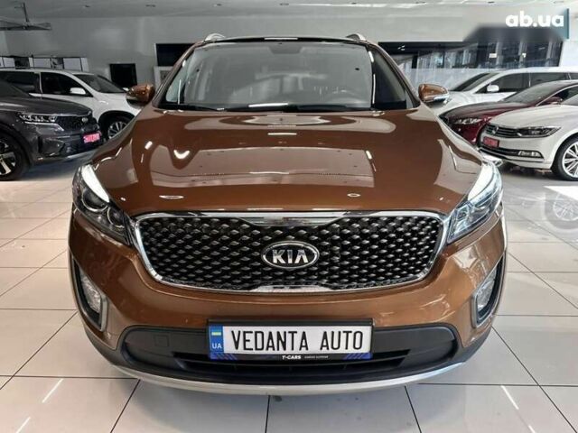 Киа Соренто, объемом двигателя 2 л и пробегом 155 тыс. км за 19300 $, фото 1 на Automoto.ua