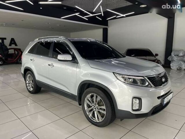 Киа Соренто, объемом двигателя 2 л и пробегом 176 тыс. км за 16500 $, фото 2 на Automoto.ua