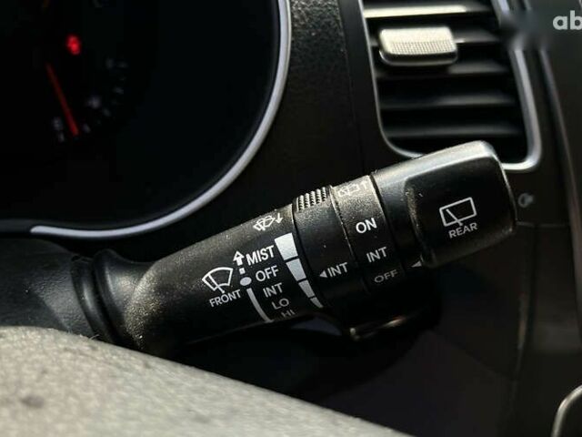 Киа Соренто, объемом двигателя 2.4 л и пробегом 96 тыс. км за 13800 $, фото 19 на Automoto.ua