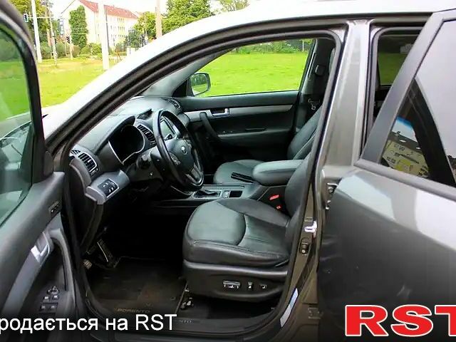 Киа Соренто, объемом двигателя 2.2 л и пробегом 91 тыс. км за 10700 $, фото 6 на Automoto.ua
