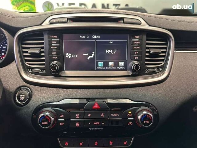 Киа Соренто, объемом двигателя 2 л и пробегом 155 тыс. км за 19300 $, фото 13 на Automoto.ua