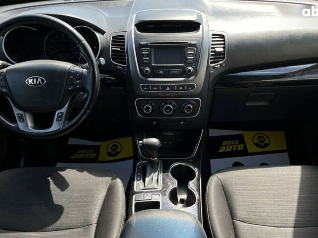 Киа Соренто, объемом двигателя 2.4 л и пробегом 96 тыс. км за 13800 $, фото 14 на Automoto.ua