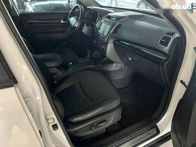 Киа Соренто, объемом двигателя 2 л и пробегом 187 тыс. км за 16500 $, фото 19 на Automoto.ua