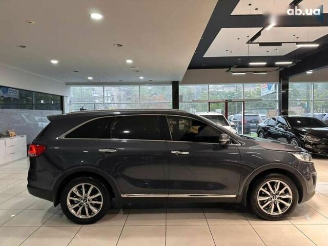Киа Соренто, объемом двигателя 2 л и пробегом 158 тыс. км за 18900 $, фото 6 на Automoto.ua