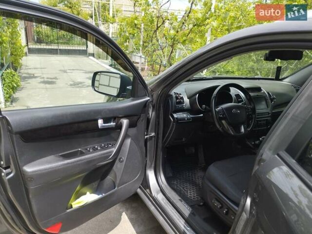 Киа Соренто, объемом двигателя 2.2 л и пробегом 189 тыс. км за 14800 $, фото 7 на Automoto.ua