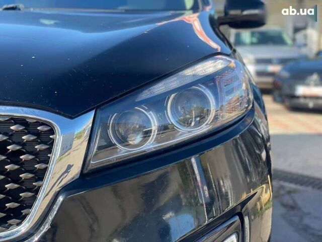 Киа Соренто, объемом двигателя 3.3 л и пробегом 217 тыс. км за 13199 $, фото 3 на Automoto.ua