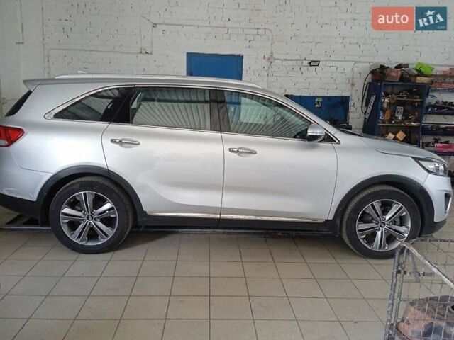 Кіа Соренто, об'ємом двигуна 2.2 л та пробігом 111 тис. км за 22100 $, фото 17 на Automoto.ua