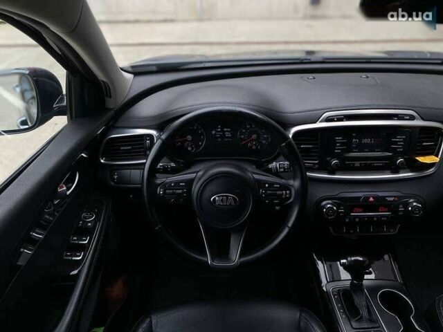 Киа Соренто, объемом двигателя 3.3 л и пробегом 198 тыс. км за 12800 $, фото 24 на Automoto.ua