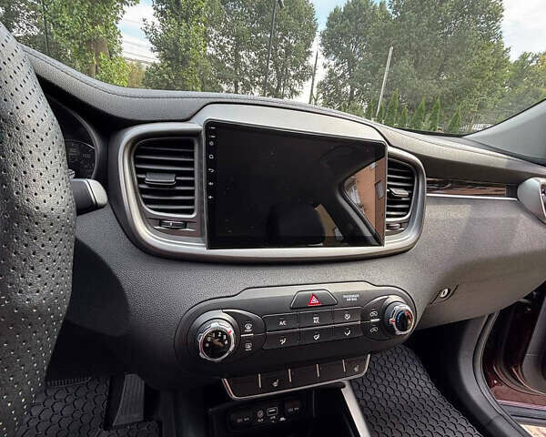 Кіа Соренто, об'ємом двигуна 2.4 л та пробігом 138 тис. км за 14000 $, фото 44 на Automoto.ua