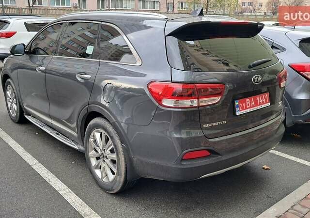 Кіа Соренто, об'ємом двигуна 2.2 л та пробігом 185 тис. км за 22500 $, фото 6 на Automoto.ua