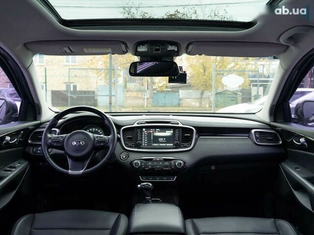 Кіа Соренто, об'ємом двигуна 2 л та пробігом 169 тис. км за 20500 $, фото 17 на Automoto.ua