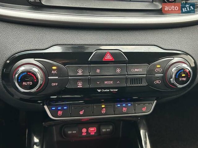 Киа Соренто, объемом двигателя 2 л и пробегом 190 тыс. км за 17999 $, фото 20 на Automoto.ua