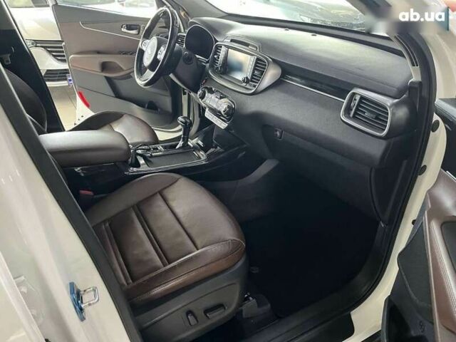 Киа Соренто, объемом двигателя 2.2 л и пробегом 250 тыс. км за 19000 $, фото 22 на Automoto.ua