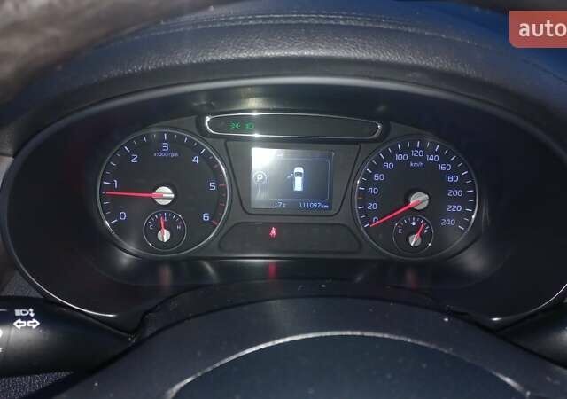 Кіа Соренто, об'ємом двигуна 2.2 л та пробігом 111 тис. км за 22100 $, фото 11 на Automoto.ua