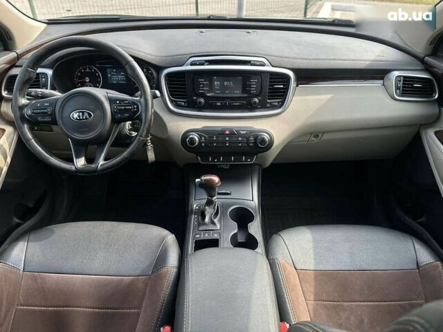 Киа Соренто, объемом двигателя 2.4 л и пробегом 133 тыс. км за 13400 $, фото 19 на Automoto.ua