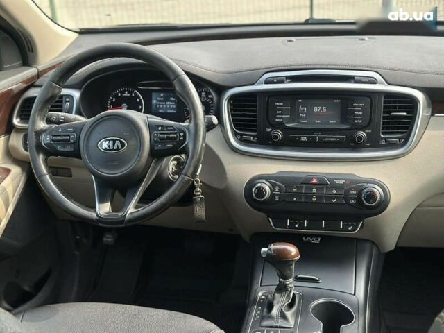 Киа Соренто, объемом двигателя 2.4 л и пробегом 133 тыс. км за 13400 $, фото 20 на Automoto.ua