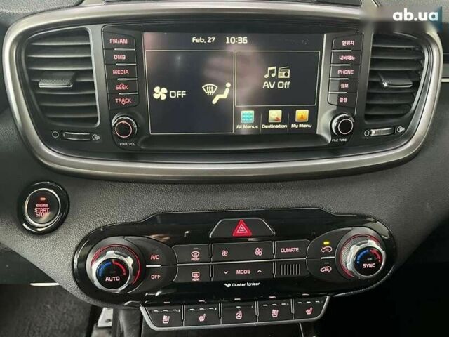 Киа Соренто, объемом двигателя 2.2 л и пробегом 250 тыс. км за 19000 $, фото 15 на Automoto.ua