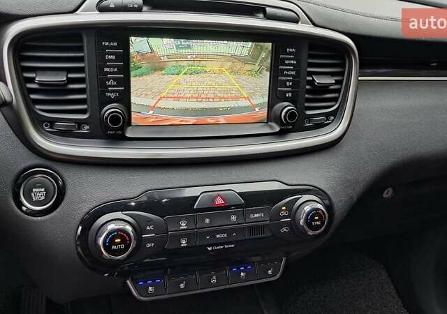 Кіа Соренто, об'ємом двигуна 2.2 л та пробігом 185 тис. км за 22500 $, фото 8 на Automoto.ua