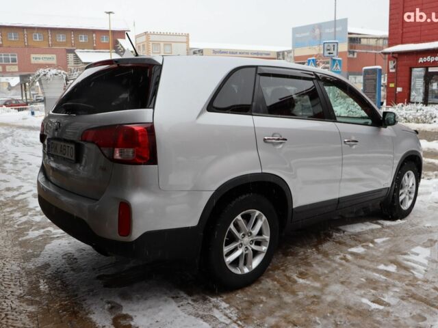 Киа Соренто, объемом двигателя 2.4 л и пробегом 77 тыс. км за 12900 $, фото 2 на Automoto.ua