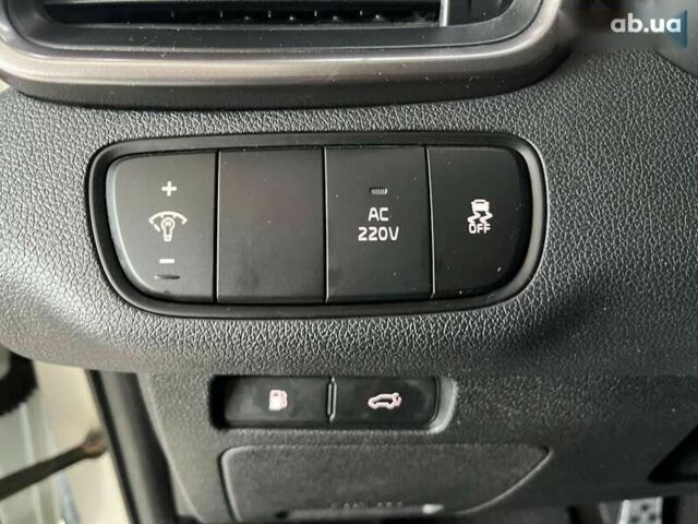 Киа Соренто, объемом двигателя 2.2 л и пробегом 250 тыс. км за 19000 $, фото 12 на Automoto.ua