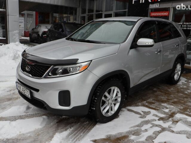 Киа Соренто, объемом двигателя 2.4 л и пробегом 77 тыс. км за 12900 $, фото 1 на Automoto.ua