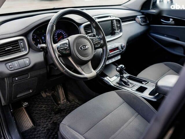 Киа Соренто, объемом двигателя 2.2 л и пробегом 204 тыс. км за 17999 $, фото 15 на Automoto.ua