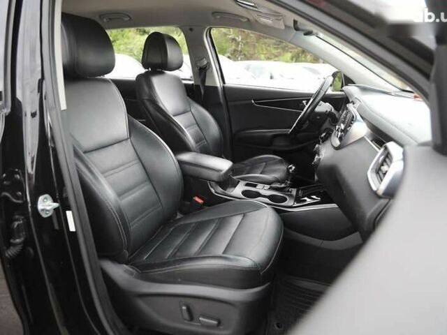 Киа Соренто, объемом двигателя 3.3 л и пробегом 165 тыс. км за 16000 $, фото 9 на Automoto.ua