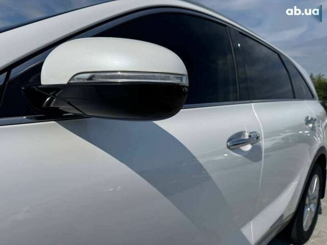 Кіа Соренто, об'ємом двигуна 2 л та пробігом 175 тис. км за 21500 $, фото 7 на Automoto.ua