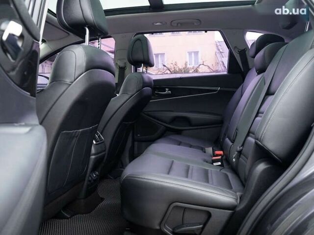 Кіа Соренто, об'ємом двигуна 2 л та пробігом 169 тис. км за 20500 $, фото 23 на Automoto.ua
