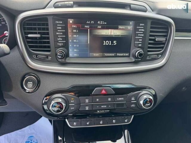 Кіа Соренто, об'ємом двигуна 2 л та пробігом 175 тис. км за 21500 $, фото 15 на Automoto.ua