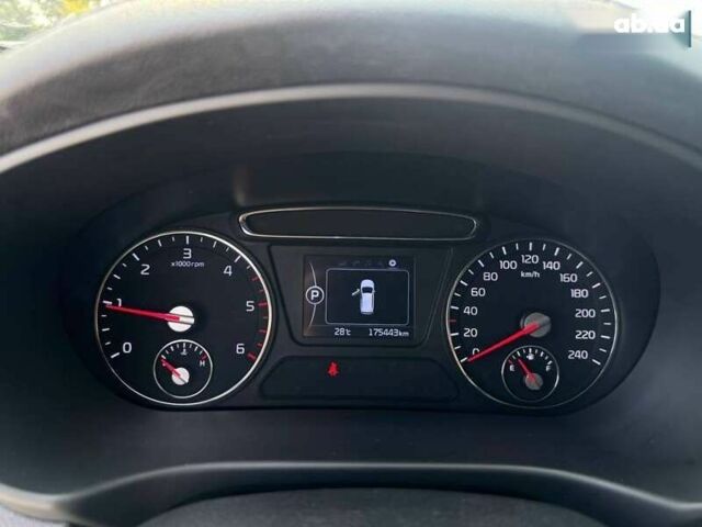 Кіа Соренто, об'ємом двигуна 2 л та пробігом 175 тис. км за 21500 $, фото 13 на Automoto.ua