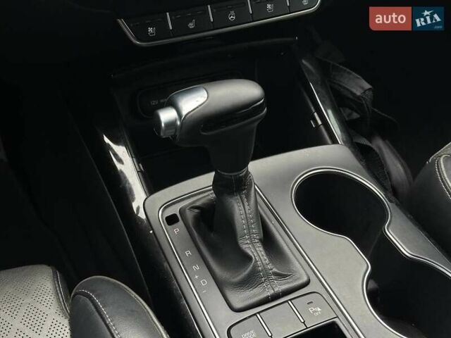 Киа Соренто, объемом двигателя 2 л и пробегом 132 тыс. км за 17500 $, фото 19 на Automoto.ua