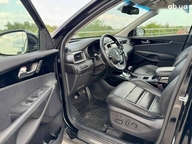 Кіа Соренто, об'ємом двигуна 2.2 л та пробігом 160 тис. км за 21990 $, фото 18 на Automoto.ua