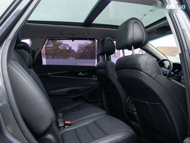 Кіа Соренто, об'ємом двигуна 2 л та пробігом 169 тис. км за 20500 $, фото 29 на Automoto.ua