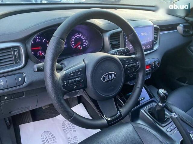 Киа Соренто, объемом двигателя 2.2 л и пробегом 257 тыс. км за 16999 $, фото 15 на Automoto.ua
