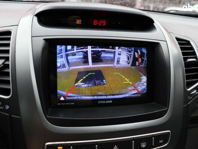 Киа Соренто, объемом двигателя 2.4 л и пробегом 77 тыс. км за 12900 $, фото 7 на Automoto.ua