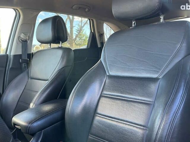Киа Соренто, объемом двигателя 2.4 л и пробегом 129 тыс. км за 14200 $, фото 16 на Automoto.ua