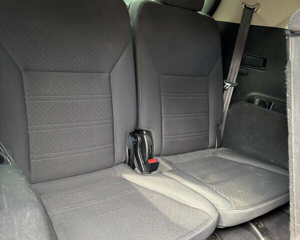 Кіа Соренто, об'ємом двигуна 2.4 л та пробігом 138 тис. км за 14000 $, фото 25 на Automoto.ua