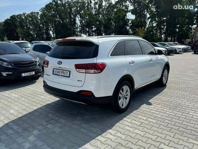 Кіа Соренто, об'ємом двигуна 2 л та пробігом 175 тис. км за 21500 $, фото 4 на Automoto.ua