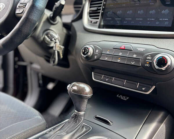 Кіа Соренто, об'ємом двигуна 2.4 л та пробігом 138 тис. км за 14000 $, фото 46 на Automoto.ua