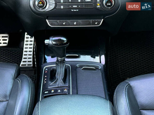 Кіа Соренто, об'ємом двигуна 2.2 л та пробігом 191 тис. км за 19900 $, фото 39 на Automoto.ua