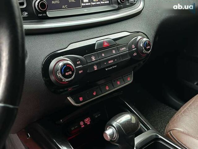 Кіа Соренто, об'ємом двигуна 2.2 л та пробігом 128 тис. км за 19900 $, фото 12 на Automoto.ua