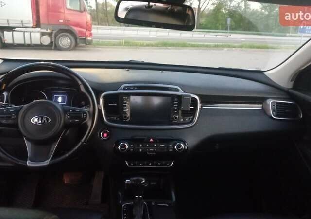 Кіа Соренто, об'ємом двигуна 2.2 л та пробігом 111 тис. км за 22100 $, фото 4 на Automoto.ua