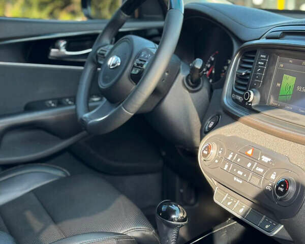 Кіа Соренто, об'ємом двигуна 2.2 л та пробігом 191 тис. км за 19900 $, фото 41 на Automoto.ua